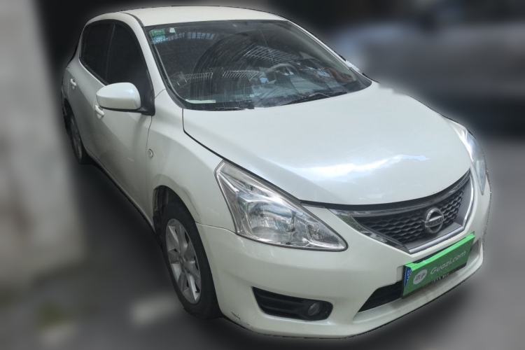 Used Nissan Tiida 2013 1.6L CVT Cool Cafe Edition Front Right 45 Deg