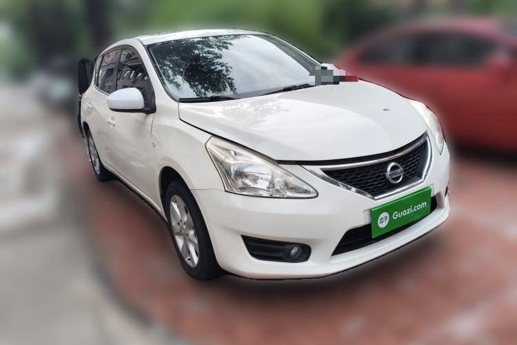 Used Nissan Tiida 2013 1.6L CVT Cool Cafe Edition Front Right 45 Deg