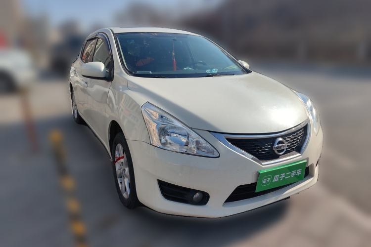 Used Nissan Tiida 2013 1.6L CVT Cool Cafe Edition Front Right 45 Deg