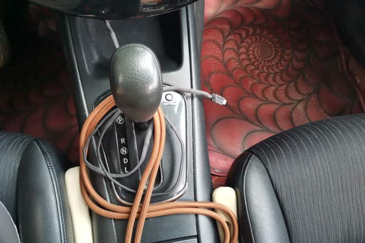 Used Nissan Tiida 2013 1.6L CVT Cool Cafe Edition Gear Lever