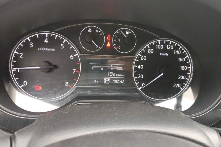Used Nissan Tiida 2013 1.6L CVT Cool Cafe Edition Instrument Cluster