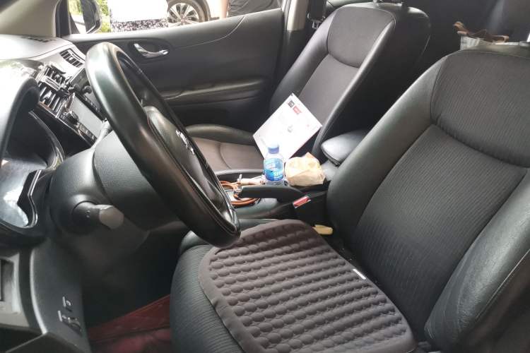 Used Nissan Tiida 2013 1.6L CVT Cool Cafe Edition Left Front Seat