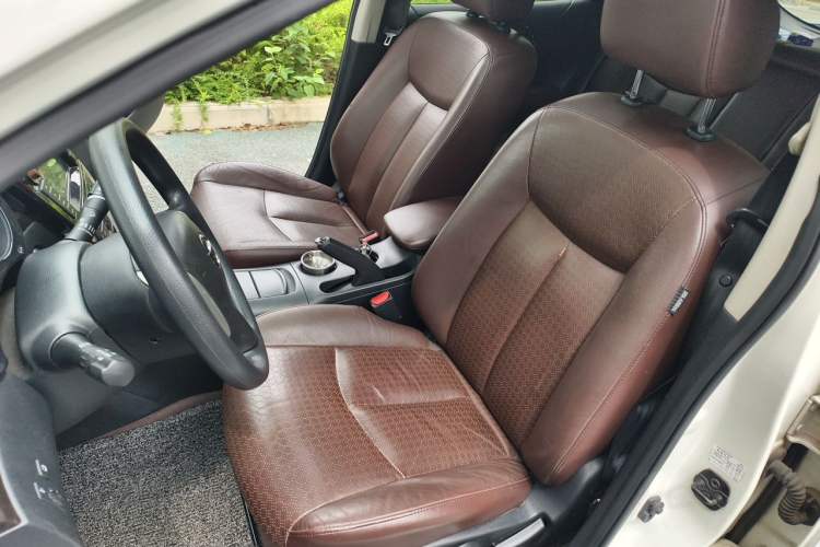Used Nissan Tiida 2013 1.6L CVT Cool Cafe Edition Left Front Seat