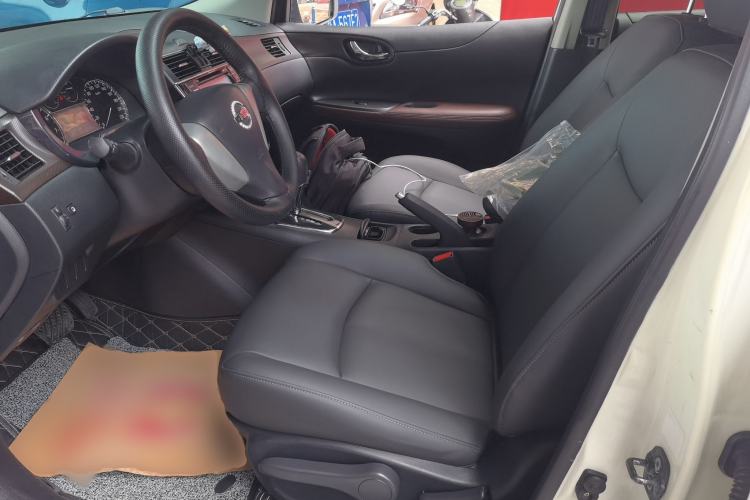 Used Nissan Tiida 2013 1.6L CVT Cool Cafe Edition Left Front Seat