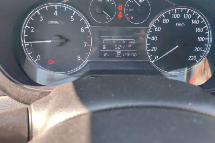 Used Nissan Tiida 2013 1.6L CVT Cool Cafe Edition Odometer Close Up