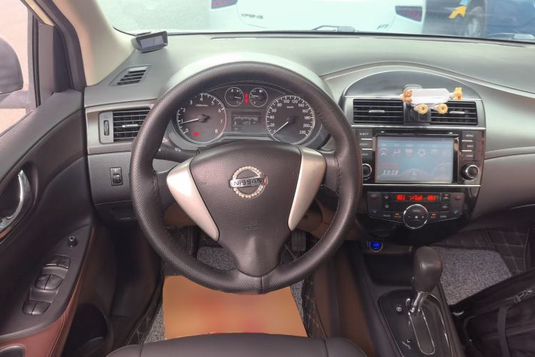 Used Nissan Tiida 2013 1.6L CVT Cool Cafe Edition Steering Wheel