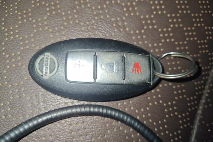 Used Nissan Tiida 2013 1.6L CVT Cool Cafe Edition Vehicle Key