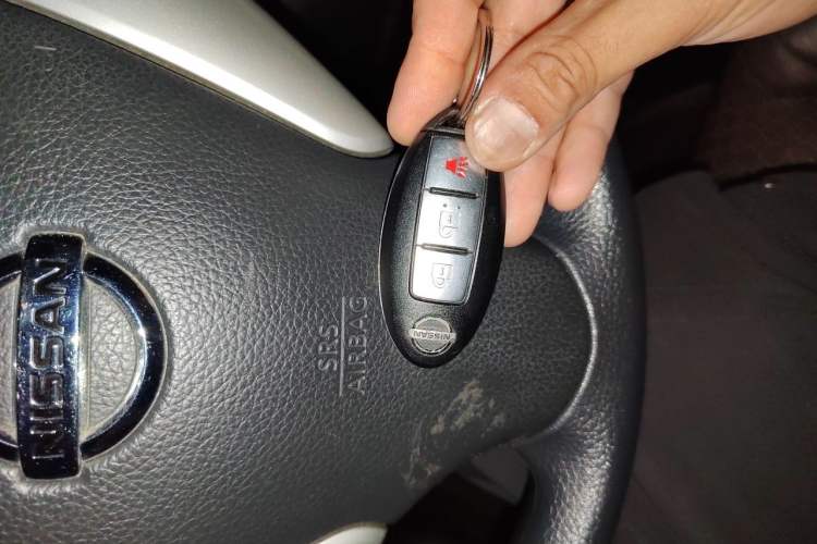 Used Nissan Tiida 2013 1.6L CVT Cool Cafe Edition Vehicle Key
