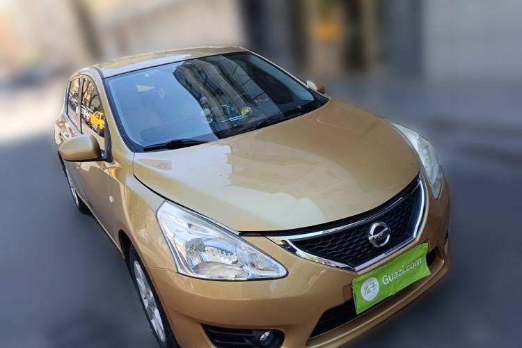 Used Nissan Tiida 2013 1.6L CVT Cool Cafe Edition Front Right 45 Deg