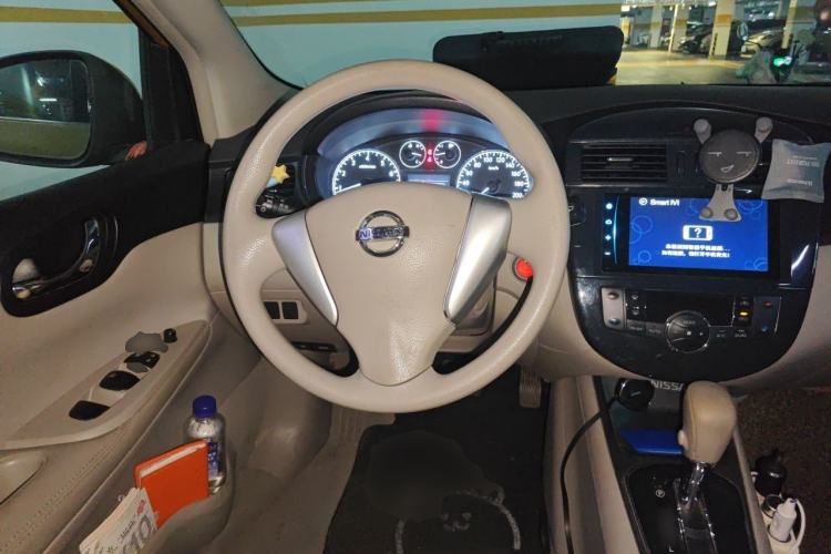 Used Nissan Tiida 2013 1.6L CVT Cool Cafe Edition Steering Wheel