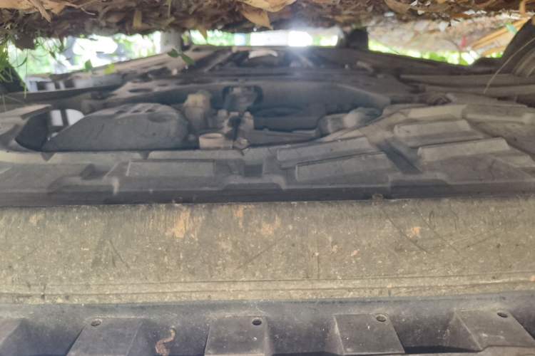 Used Nissan Tiida 2014 1.6L CVT Comfort Model Chassis Front