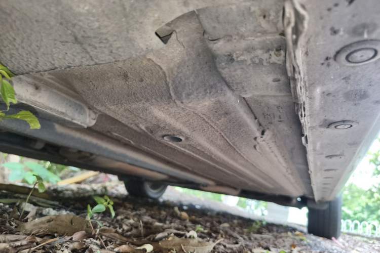 Used Nissan Tiida 2014 1.6L CVT Comfort Model Chassis Front Left