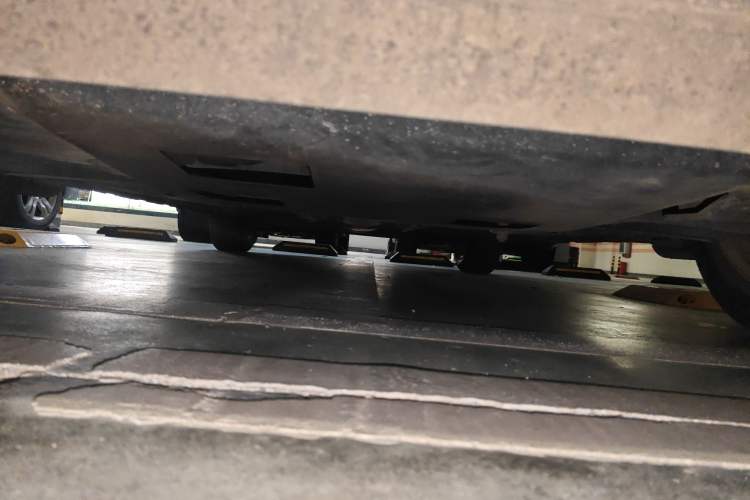 Used Nissan Tiida 2014 1.6L CVT Comfort Model Chassis Front