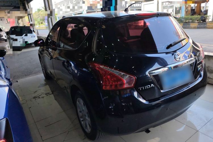 Used Nissan Tiida 2014 1.6L CVT Comfort Model Exterior 2