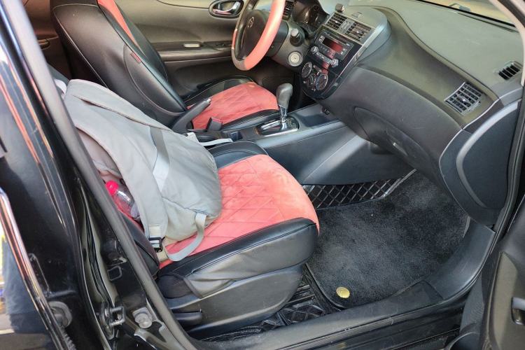 Used Nissan Tiida 2014 1.6L CVT Comfort Model Right Front Seat