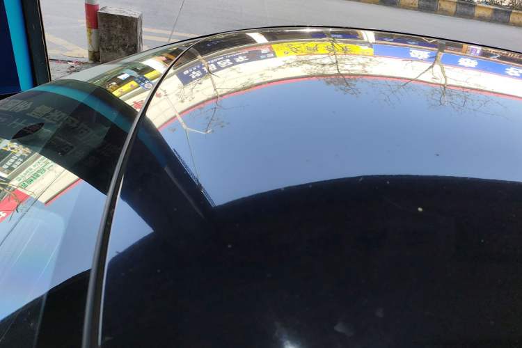 Used Nissan Tiida 2014 1.6L CVT Comfort Model Roof