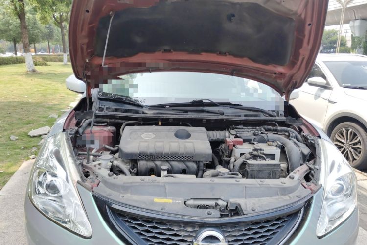 Used Nissan Tiida 2014 1.6L CVT Cool Cafe Edition Engine Bay