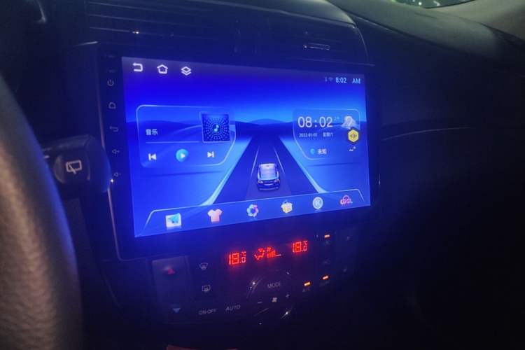 Used Nissan Tiida 2014 1.6L CVT Smart Model Audio And AC Panel