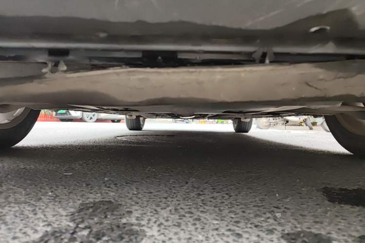 Used Nissan Tiida 2014 1.6L CVT Comfort Model Chassis Front