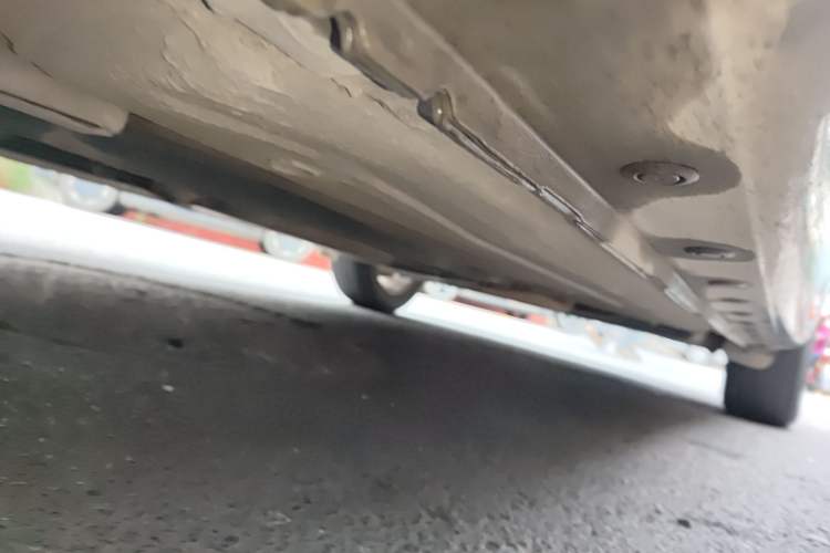 Used Nissan Tiida 2014 1.6L CVT Comfort Model Chassis Front Left