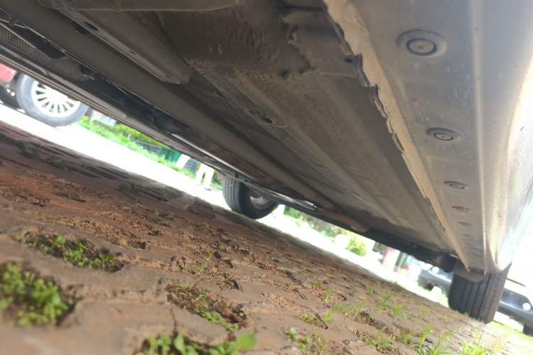 Used Nissan Tiida 2014 1.6L CVT Smart Model Chassis Front Left