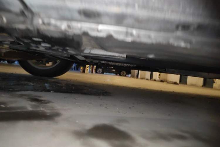 Used Nissan Tiida 2014 1.6L Manual Comfort Model Chassis Front Left