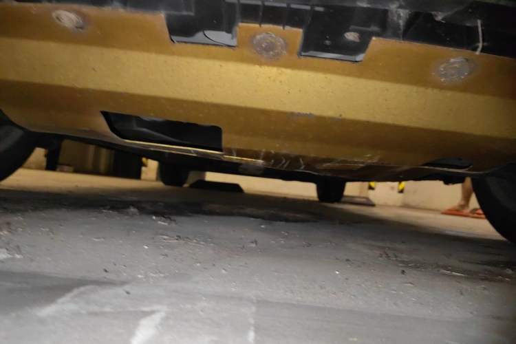 Used Nissan Tiida 2014 1.6L Manual Comfort Model Chassis Front
