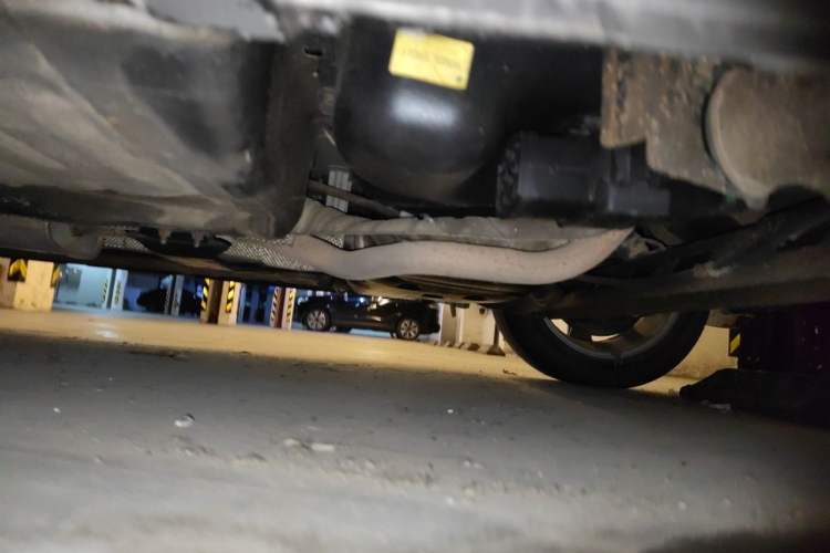 Used Nissan Tiida 2014 1.6L Manual Comfort Model Chassis Rear Left