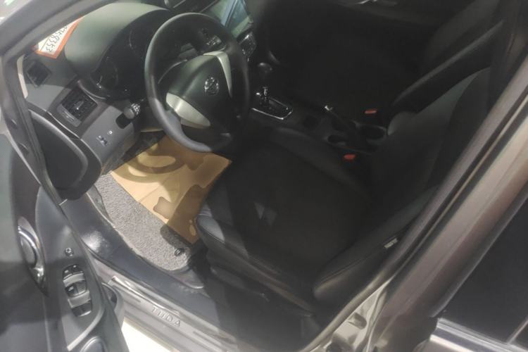 Used Nissan Tiida 2014 1.6L CVT Smart Model Driver Seat