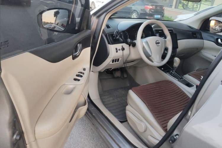 Used Nissan Tiida 2014 1.6L CVT Smart Model Driver Seat