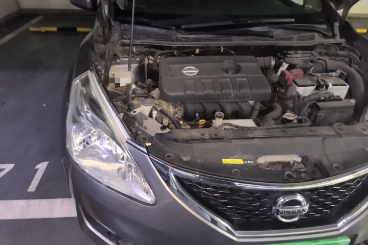 Used Nissan Tiida 2014 1.6L CVT Smart Model Engine Bay Right