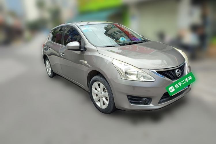 Used Nissan Tiida 2014 1.6L CVT Comfort Model Front Right 45 Deg