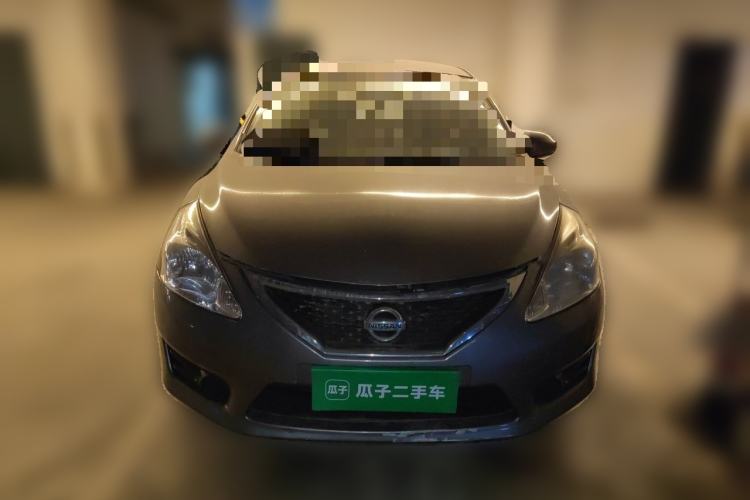 Used Nissan Tiida 2014 1.6L Manual Comfort Model Front