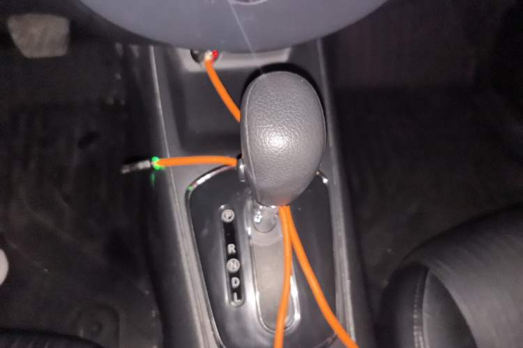 Used Nissan Tiida 2014 1.6L CVT Smart Model Gear Lever