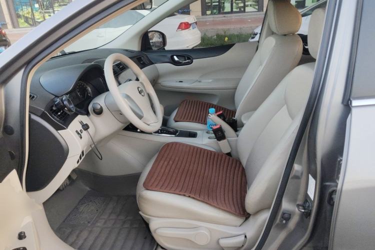 Used Nissan Tiida 2014 1.6L CVT Smart Model Left Front Seat