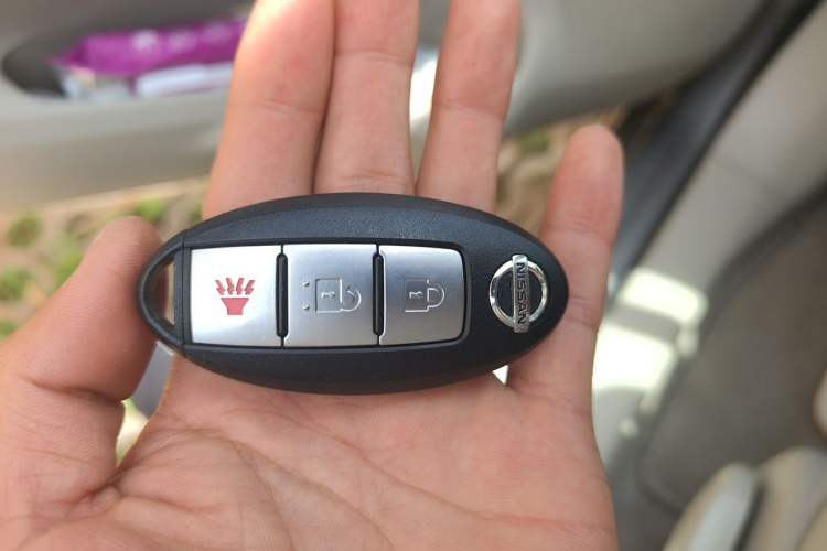 Used Nissan Tiida 2014 1.6L CVT Smart Model Vehicle Key