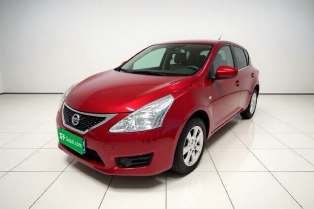 Ojetý Nissan Tiida 2014 1.6L CVT Comfort Model