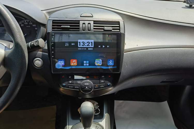 Used Nissan Tiida 2014 1.6L CVT Smart Model Audio And AC Panel
