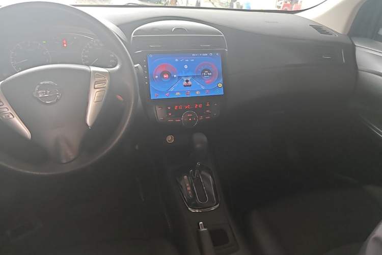 Used Nissan Tiida 2014 1.6L CVT Smart Model Audio And AC Panel