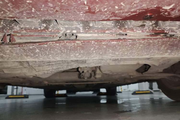 Used Nissan Tiida 2014 1.6L CVT Comfort Model Chassis Front