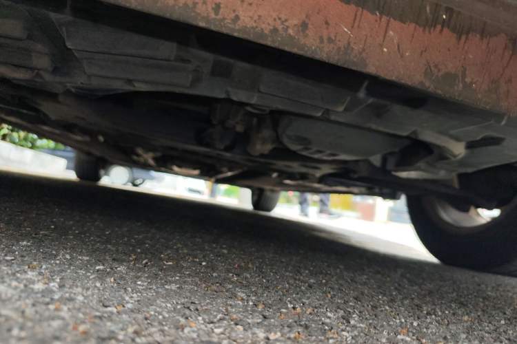 Used Nissan Tiida 2014 1.6L CVT Smart Model Chassis Front