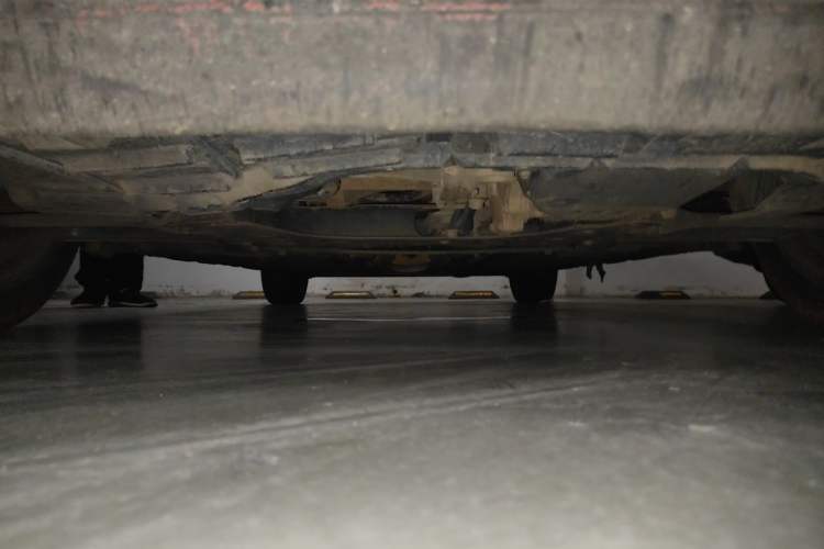 Used Nissan Tiida 2014 1.6L CVT Comfort Model Chassis Front