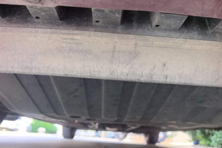 Used Nissan Tiida 2014 1.6L CVT Smart Model Chassis Front