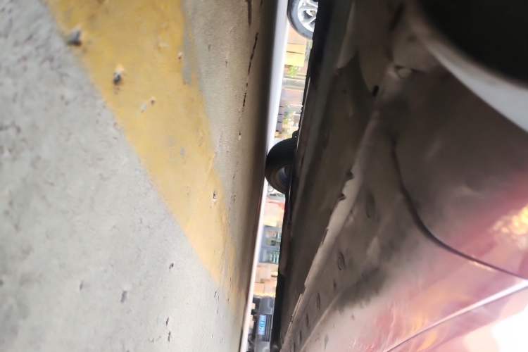 Used Nissan Tiida 2014 1.6L CVT Comfort Model Chassis Front Left