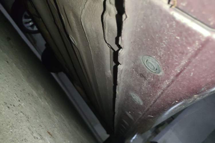 Used Nissan Tiida 2014 1.6L CVT Comfort Model Chassis Front Left