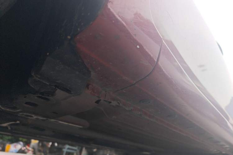 Used Nissan Tiida 2014 1.6L CVT Comfort Model Chassis Front Left