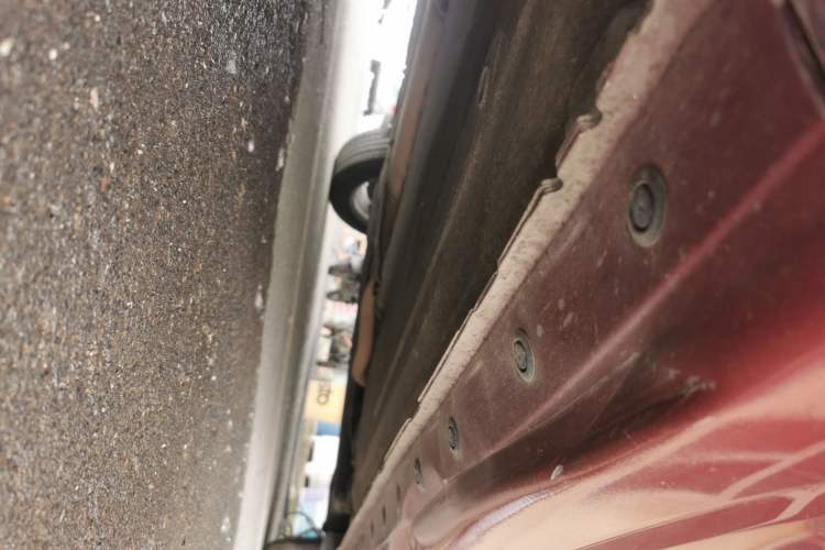 Used Nissan Tiida 2014 1.6L CVT Smart Model Chassis Front Left