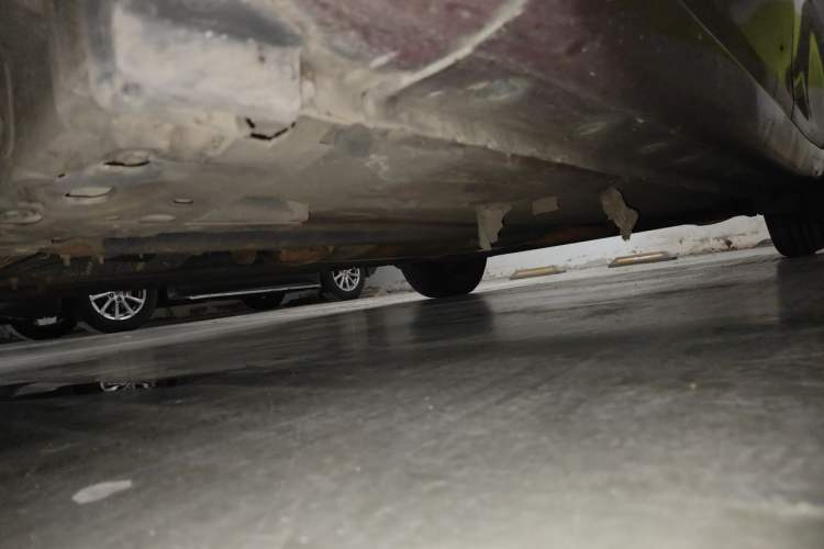 Used Nissan Tiida 2014 1.6L CVT Comfort Model Chassis Front Left