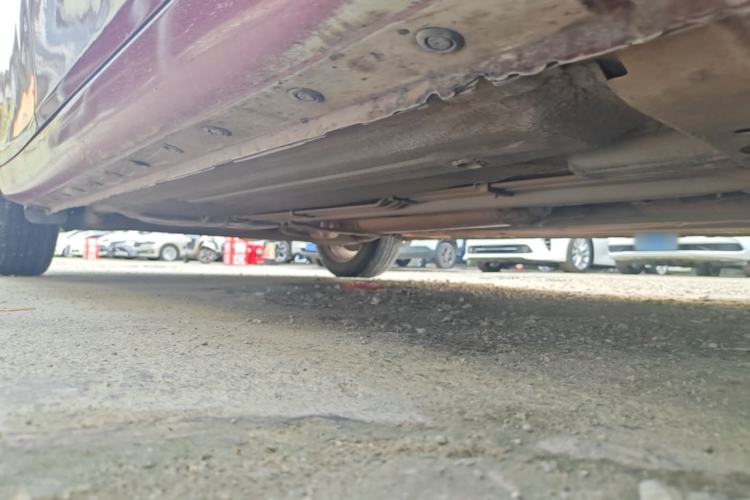 Used Nissan Tiida 2014 1.6L CVT Comfort Model Chassis Front Right