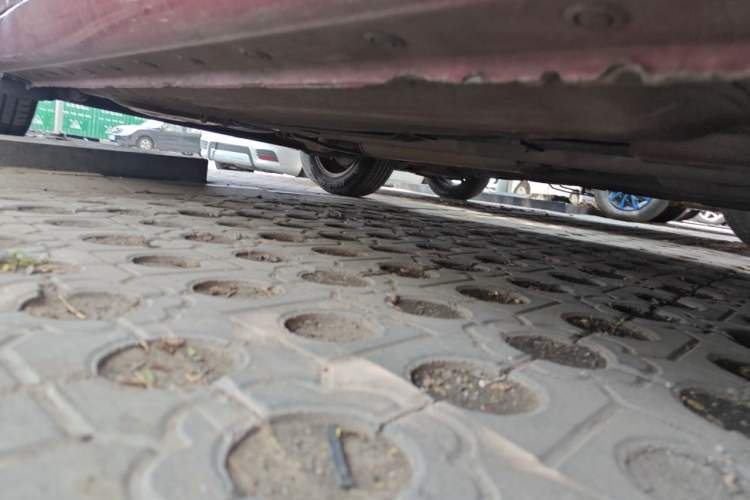 Used Nissan Tiida 2014 1.6L CVT Smart Model Chassis Front Right